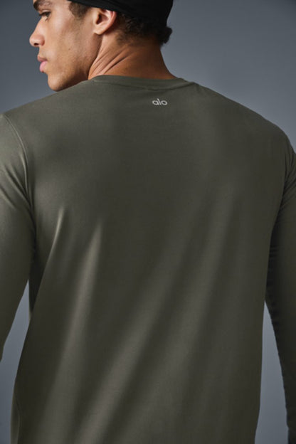 CONQUER REFORM CREWNECK LONG SLEEVE