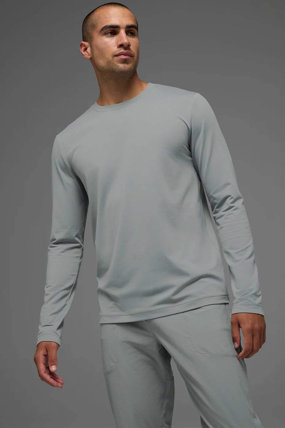 CONQUER REFORM CREWNECK LONG SLEEVE