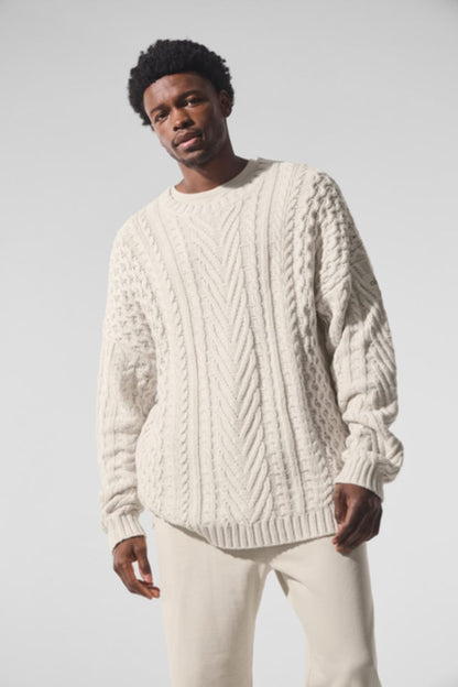 CABLE KNIT CREW NECK SWEATER