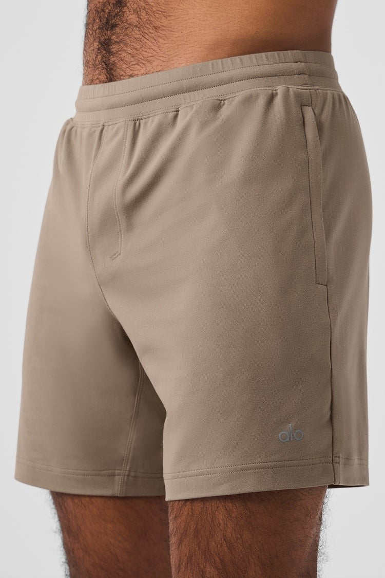 7'' CONQUER REACT PERFORMANCE SHORT